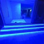 Pool And Jacuzzi Luxury *