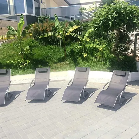 Apartment Jacuzzi And Pool