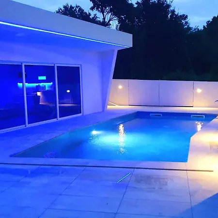 Jacuzzi And Pool Matulji