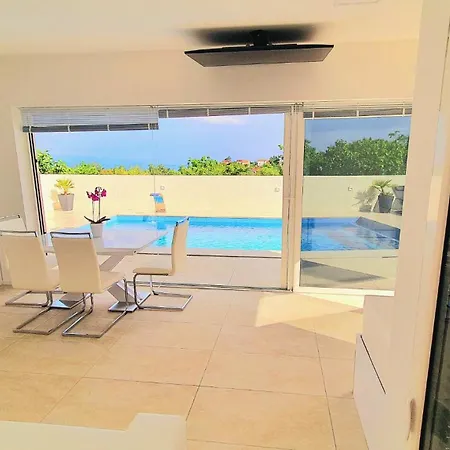 Pool And Jacuzzi Luxury * Matulji