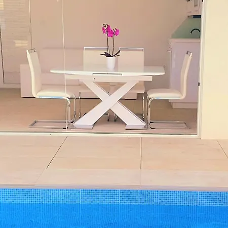 Pool And Jacuzzi Luxury Matulji