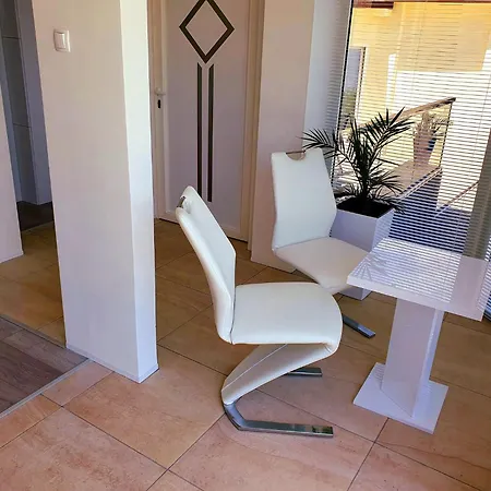 Pool And Jacuzzi Luxury Διαμέρισμα *