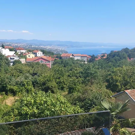 Διαμέρισμα Pool And Jacuzzi Luxury *