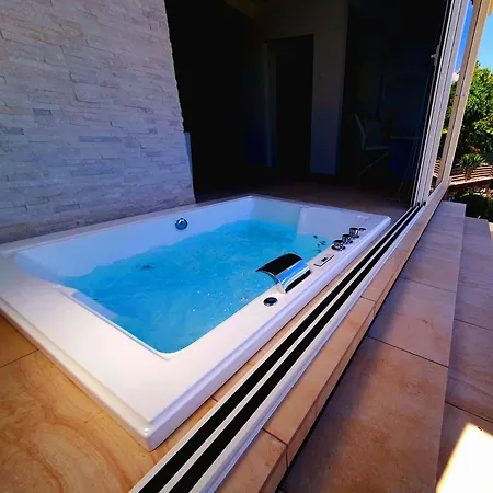 Pool And Jacuzzi Luxury
