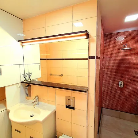 Pool And Jacuzzi Luxury Daire *