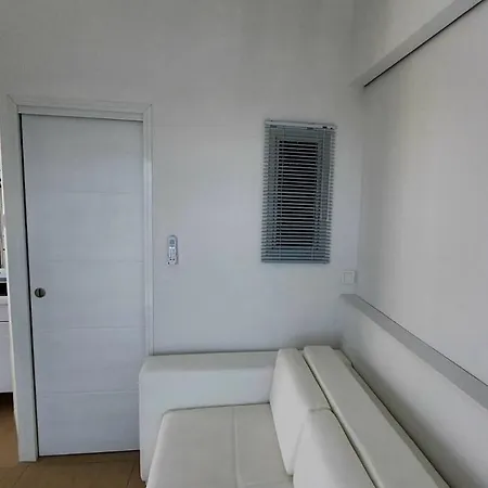 Pool And Jacuzzi Luxury 아파트 *