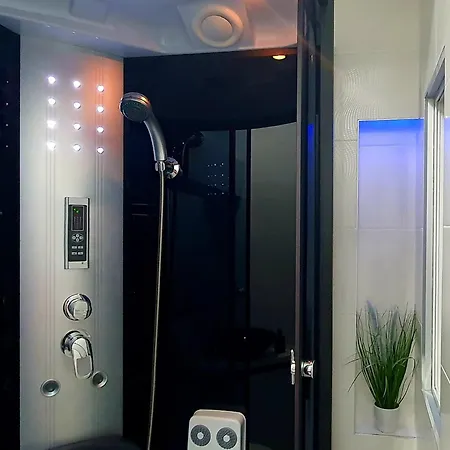 Pool And Jacuzzi Luxury * 마툴지