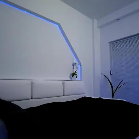 Pool And Jacuzzi Luxury Apartmán