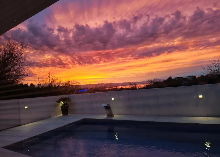 アパート Pool And Jacuzzi Luxury